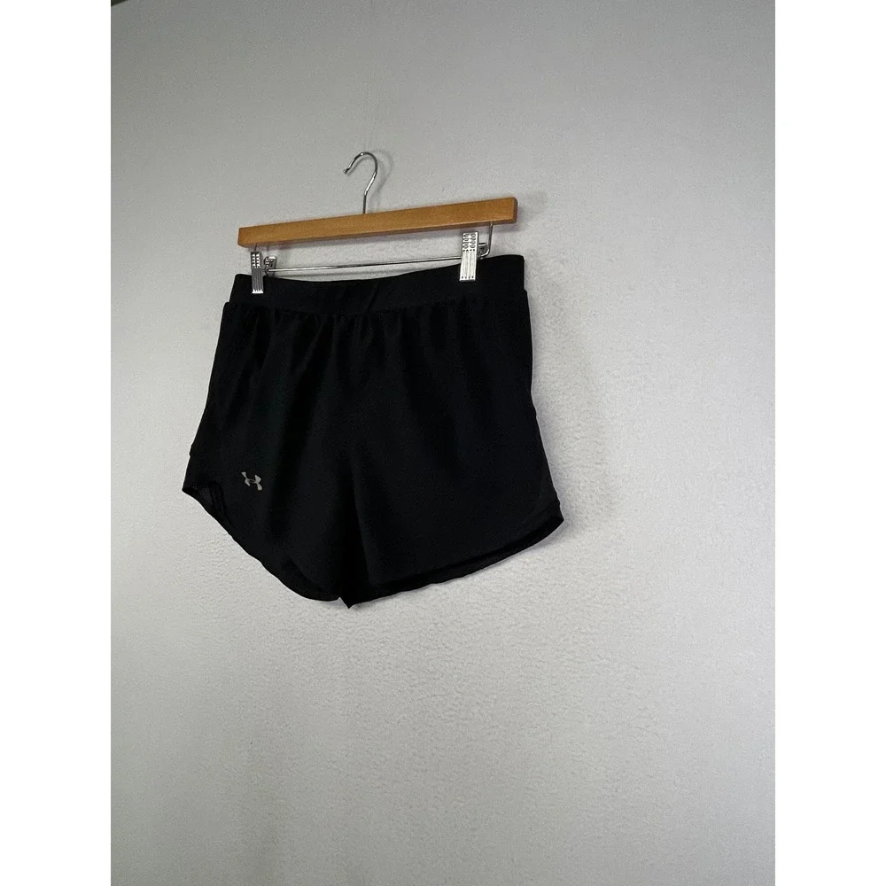 Sporty Under Armour Womens MD Black HeatGear Mesh Panel Running Shorts‎